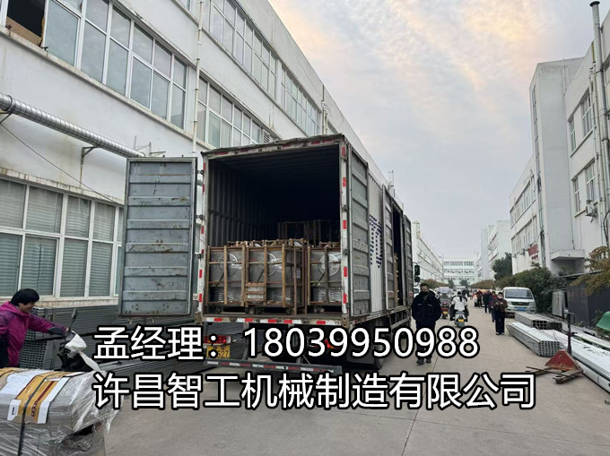 10月22日，物流車隊直抵廠區(qū)——